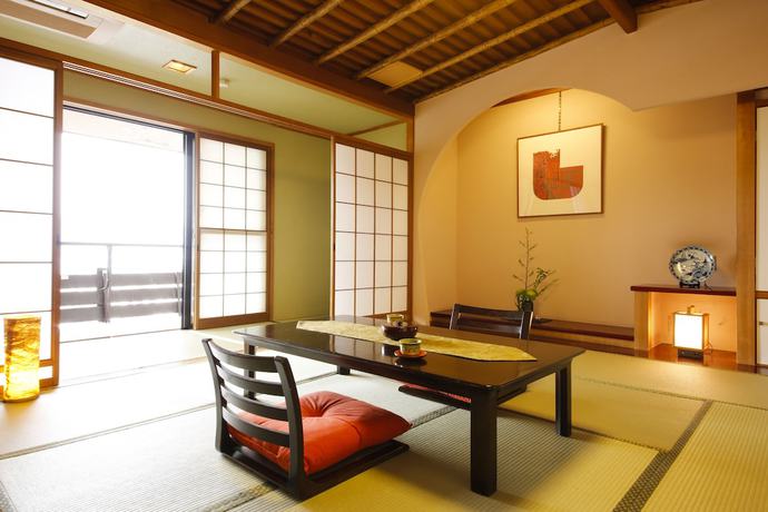 Imagen de la habitación del Hotel Takayama Kanko. Foto 10