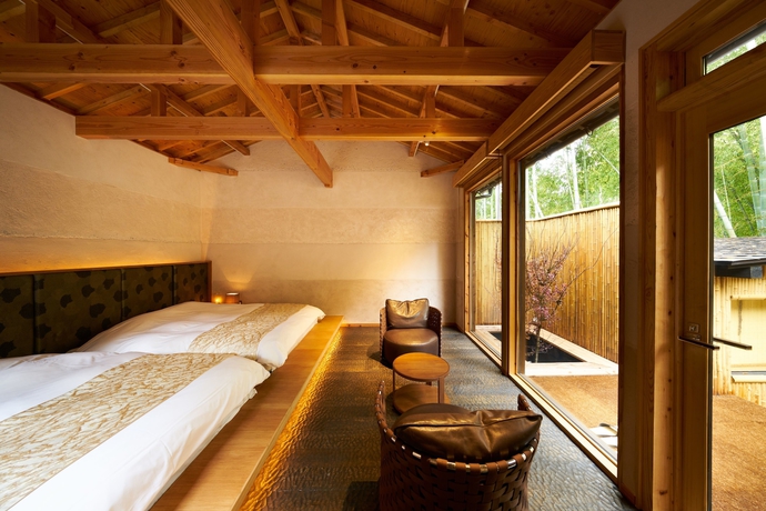 Imagen de los interiores del Hotel Takefue. Foto 16