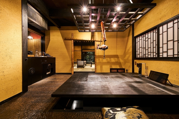 Imagen de los interiores del Hotel Takefue. Foto 19