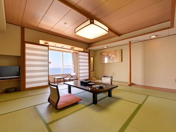 Imagen de la habitación del Hotel Takeshima. Foto 6
