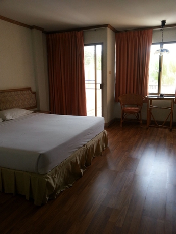 Imagen de la habitación del Hotel Takiab Beach Resort. Foto 4