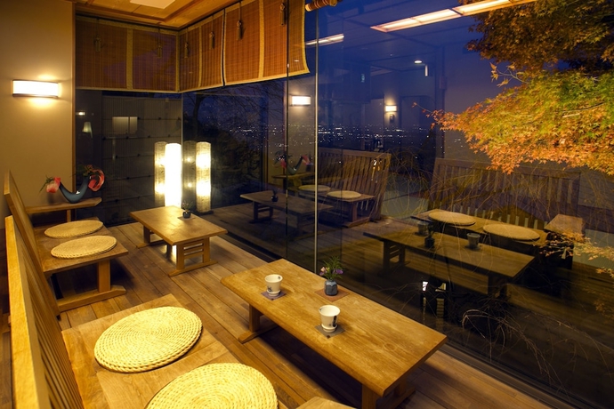 Imagen del bar/restaurante del Hotel Takimotokan Yukinosato. Foto 3