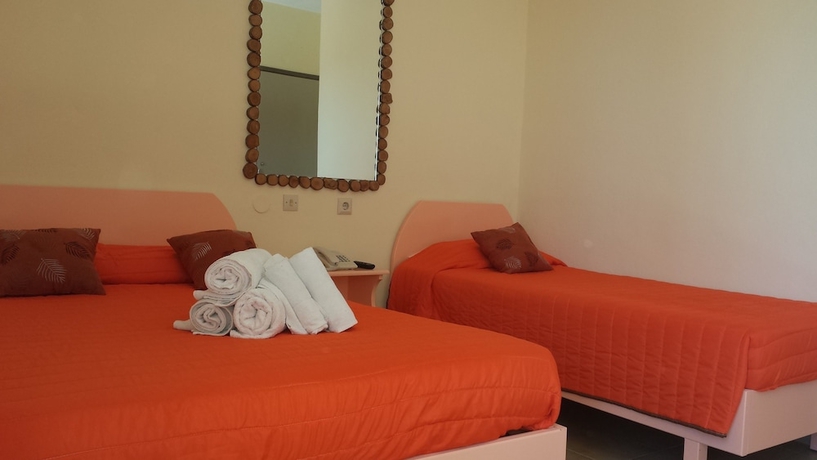 Imagen de la habitación del Hotel Takis. Foto 12