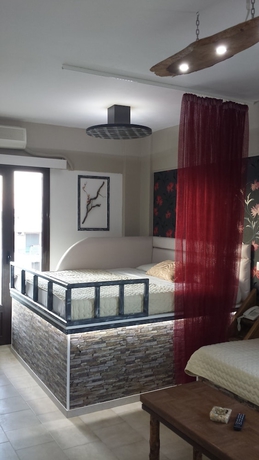 Imagen de la habitación del Hotel Takis. Foto 13