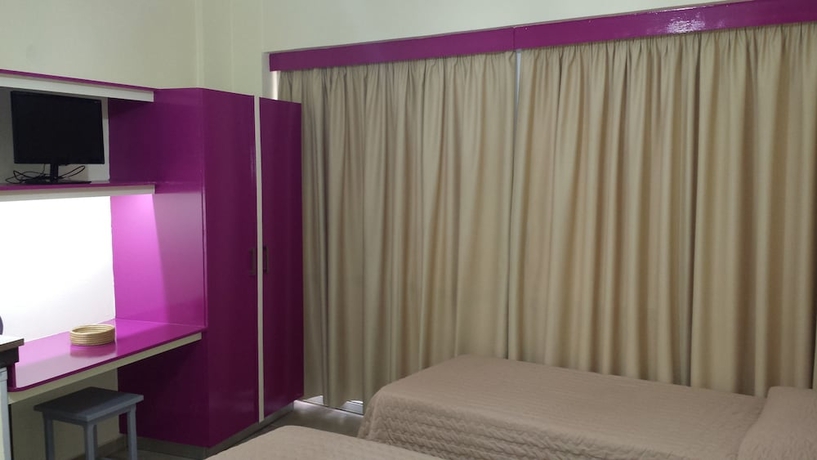 Imagen de la habitación del Hotel Takis. Foto 16