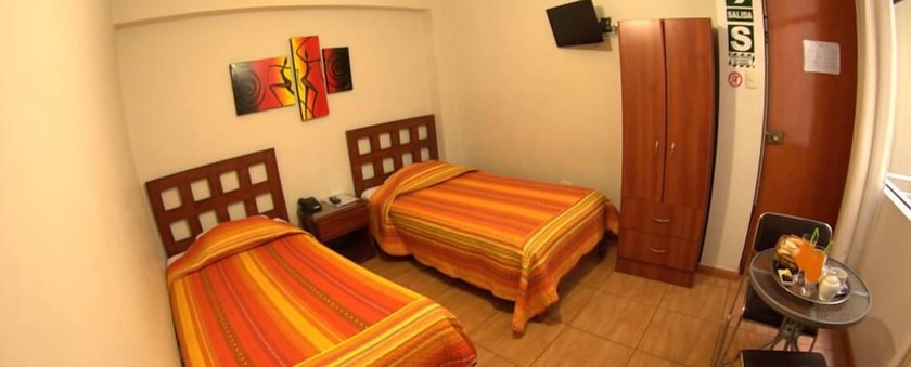Imagen de la habitación del Hotel Takora Inn. Foto 3