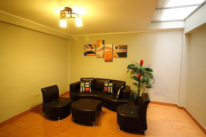 Imagen de la habitación del Hotel Takora Inn. Foto 17