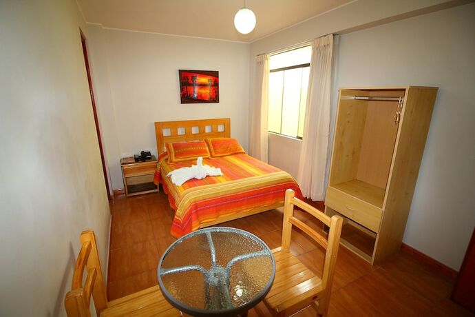 Imagen de la habitación del Hotel Takora Inn. Foto 34