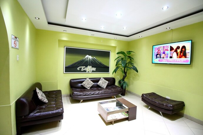 Imagen de los interiores del Hotel Takora Inn. Foto 38