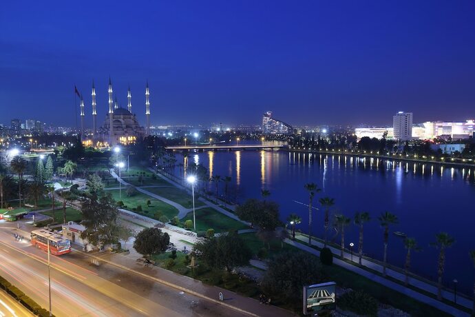 Imagen de la habitación del Hotel Taşköprü. Foto 15