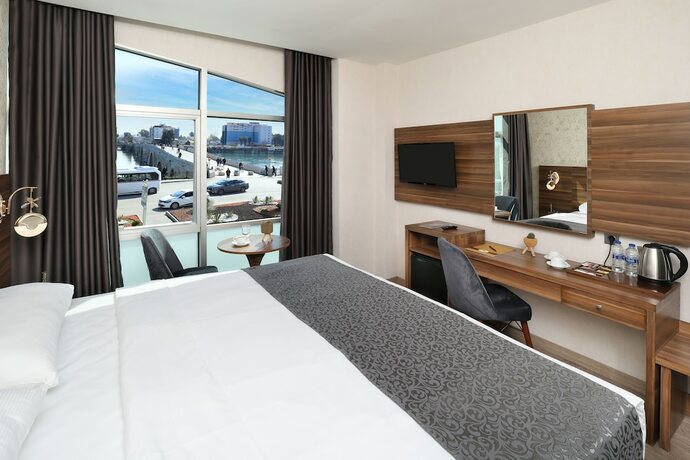 Imagen de la habitación del Hotel Taşköprü. Foto 16