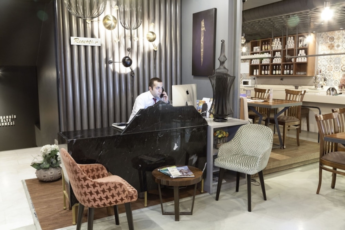 Imagen de los interiores del Hotel Taksim Galataport FRZ Burak. Foto 19