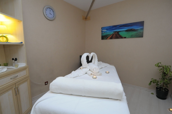 Imagen de los interiores del Hotel Taksim Gonen. Foto 16