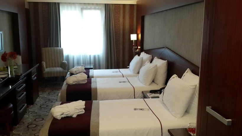 Imagen de la habitación del Hotel Taksim Gonen. Foto 10