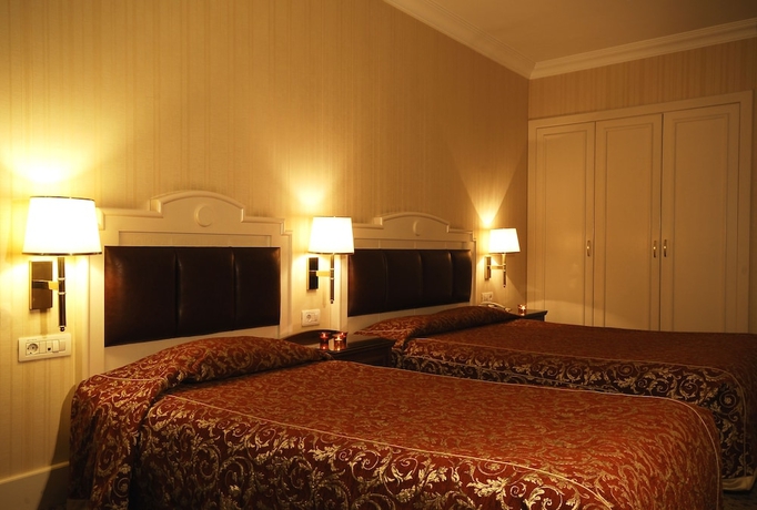 Imagen de la habitación del Hotel Taksim Metropark. Foto 9