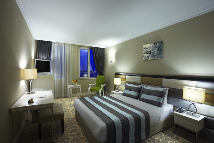 Imagen de la habitación del Hotel Taksim Square. Foto 15