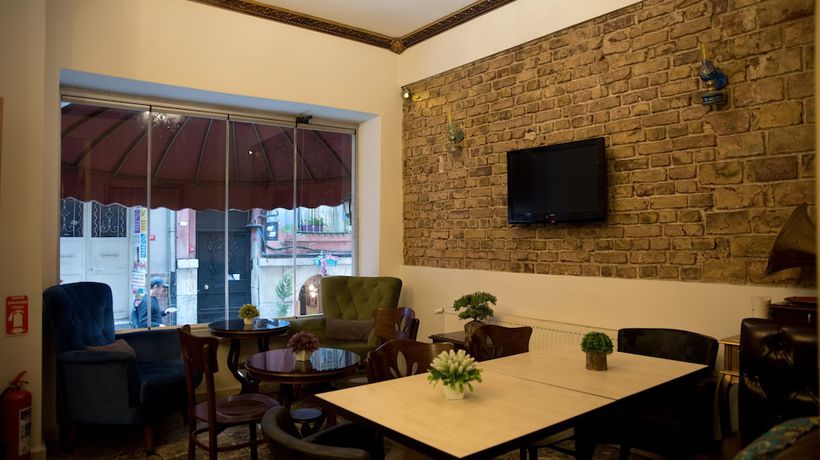 Imagen de los interiores del Hotel Taksim Trust. Foto 17