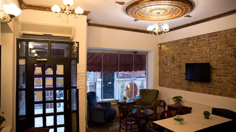 Imagen de los interiores del Hotel Taksim Trust. Foto 19