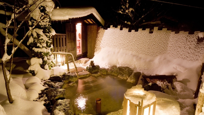 Imagen de la piscina del Hotel Takumi No Yado Miyama Ouan. Foto 12