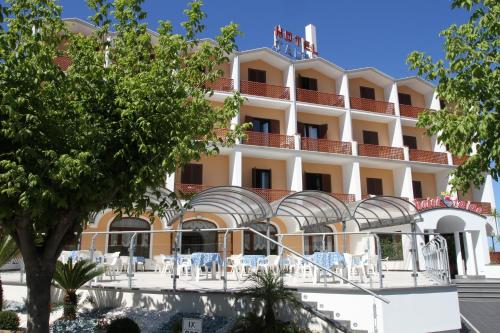 Imagen general del Hotel Talao. Foto 2