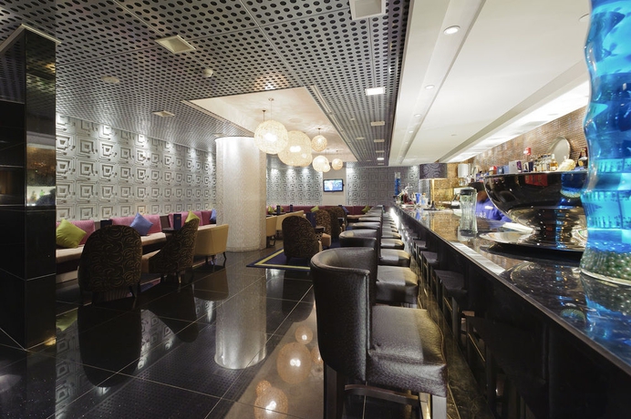 Imagen del bar/restaurante del Hotel Talatona Convention. Foto 2