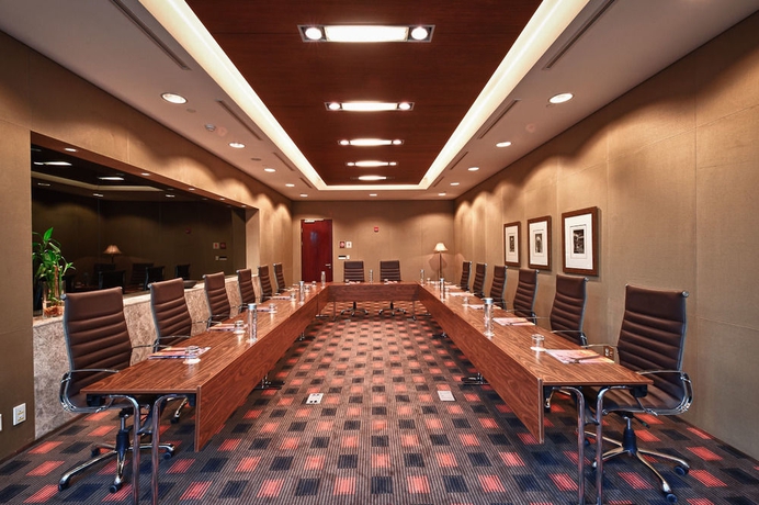 Imagen de los interiores del Hotel Talatona Convention. Foto 15