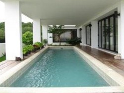 Imagen de la piscina del Hotel Talay Naresuan Beach House. Foto 10