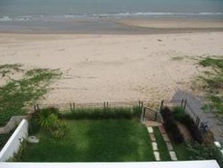 Imagen general del Hotel Talay Naresuan Beach House. Foto 2