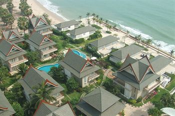 Imagen de la piscina del Hotel Talay Samran By Lease Back Thailand. Foto 12