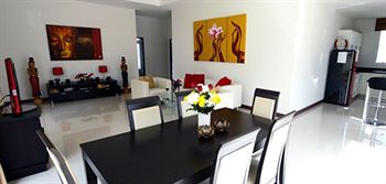 Imagen de la habitación del Hotel Talay Tara Resort. Foto 5