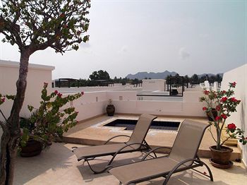 Imagen de los interiores del Hotel Talay Tara Resort. Foto 16