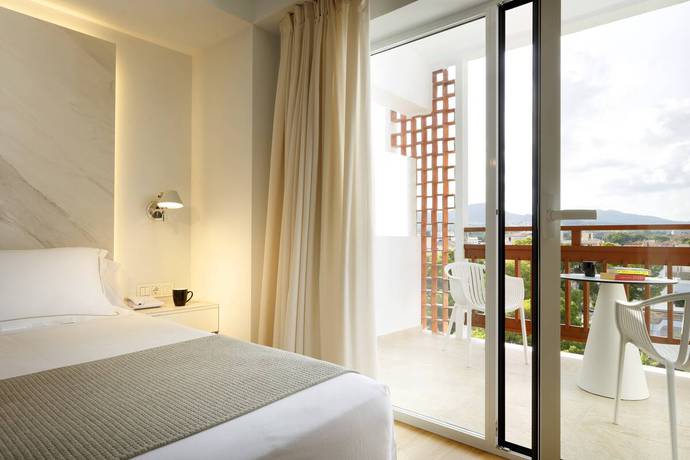 Imagen de la habitación del Hotel Talayot - Adults Only. Foto 11