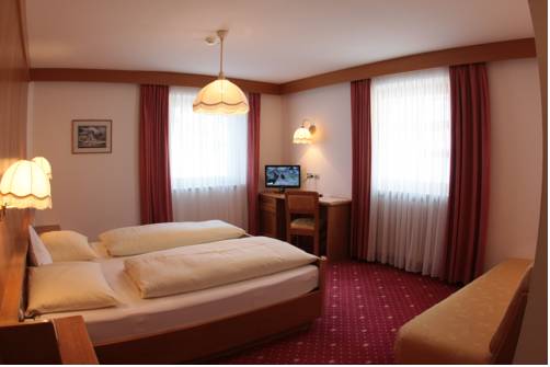 Imagen de la habitación del Hotel Talblick, Ortisei. Foto 1