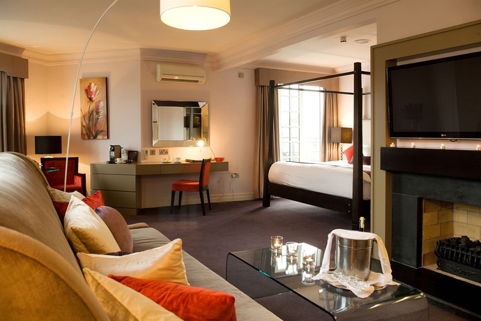 Imagen de los interiores del Hotel Talbot Stillorgan. Foto 12