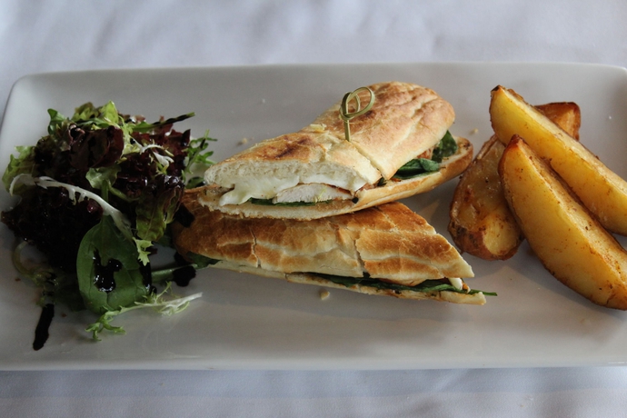 Imagen del bar/restaurante del Hotel Talbot Stillorgan. Foto 7