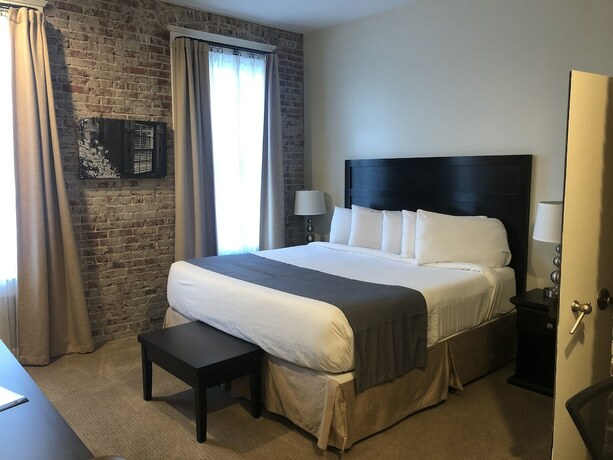 Imagen de la habitación del Hotel Talbott Inn. Foto 13