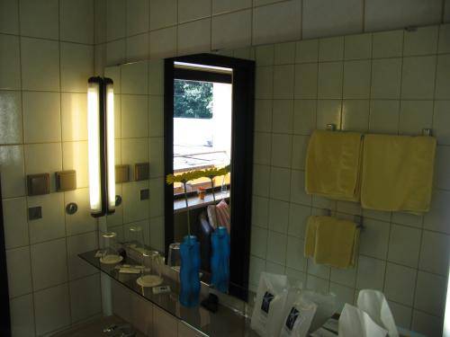 Imagen de la habitación del Hotel Talburg. Foto 11
