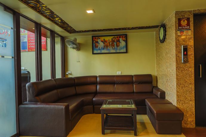Imagen de los interiores del Hotel Taldar Inn. Foto 17