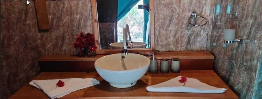 Imagen de la habitación del Hotel Talek Olkinyei Camp. Foto 18