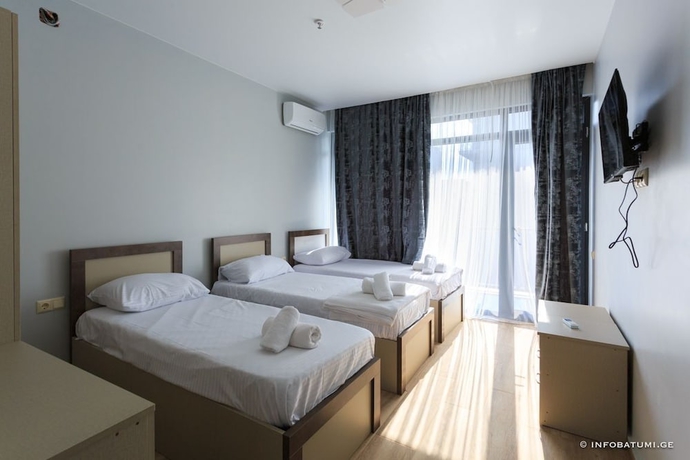 Imagen de la habitación del Hotel Talgha. Foto 7