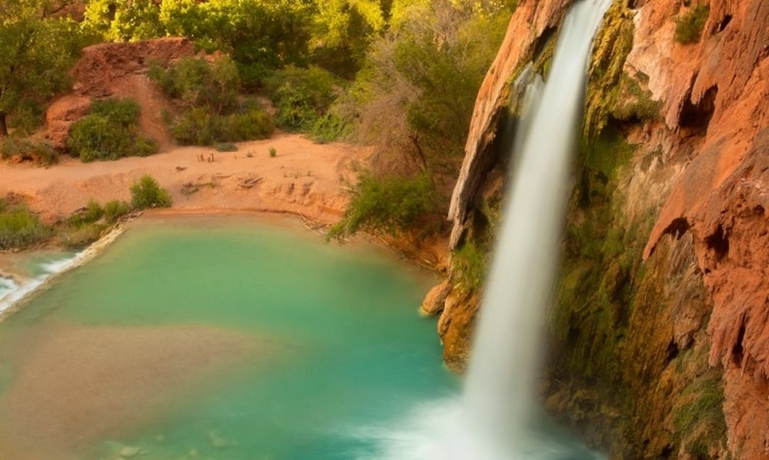 Imagen de los exteriores del Hotel Talking Stick Resort. Foto 6