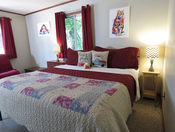 Imagen de la habitación del Hotel Tall Pines Inn. Foto 7