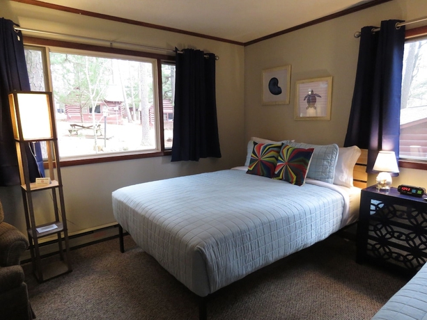 Imagen de la habitación del Hotel Tall Pines Inn. Foto 11