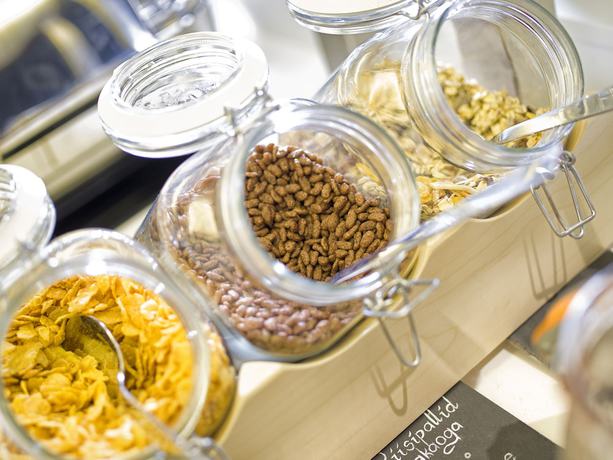 Imagen del bar/restaurante del Hotel Tallink Express. Foto 3