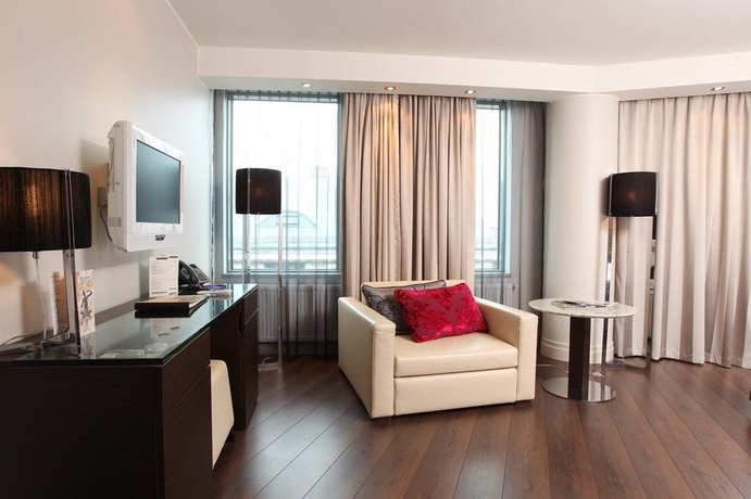 Imagen de los interiores del Hotel Tallink Riga. Foto 16