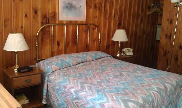 Imagen de la habitación del Hotel Tallwood Motel Wells. Foto 17
