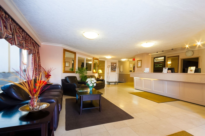 Imagen de los interiores del Hotel Tally Ho. Foto 7