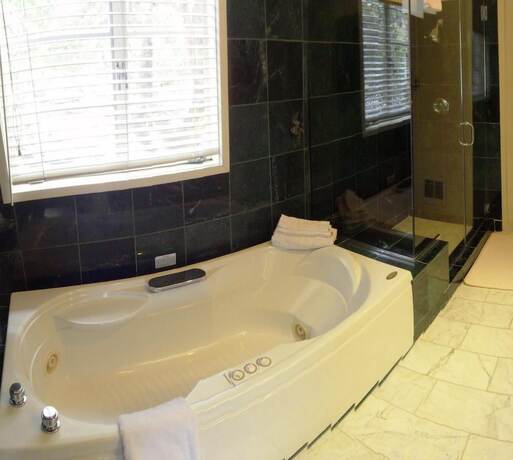 Imagen general del Hotel Tally Ho Inn. Foto 1