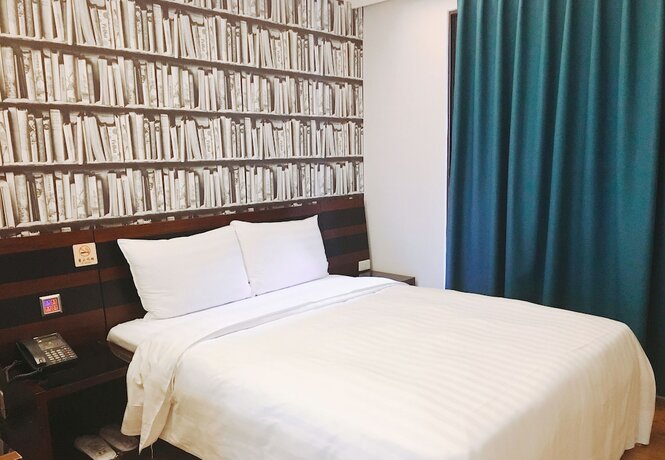 Imagen de la habitación del Hotel Talmud Gongyuan. Foto 13