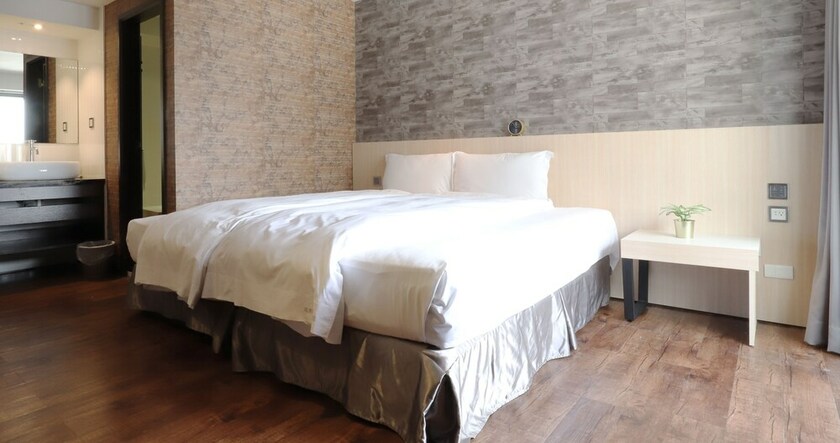 Imagen de la habitación del Hotel Talmud Yizhong. Foto 19